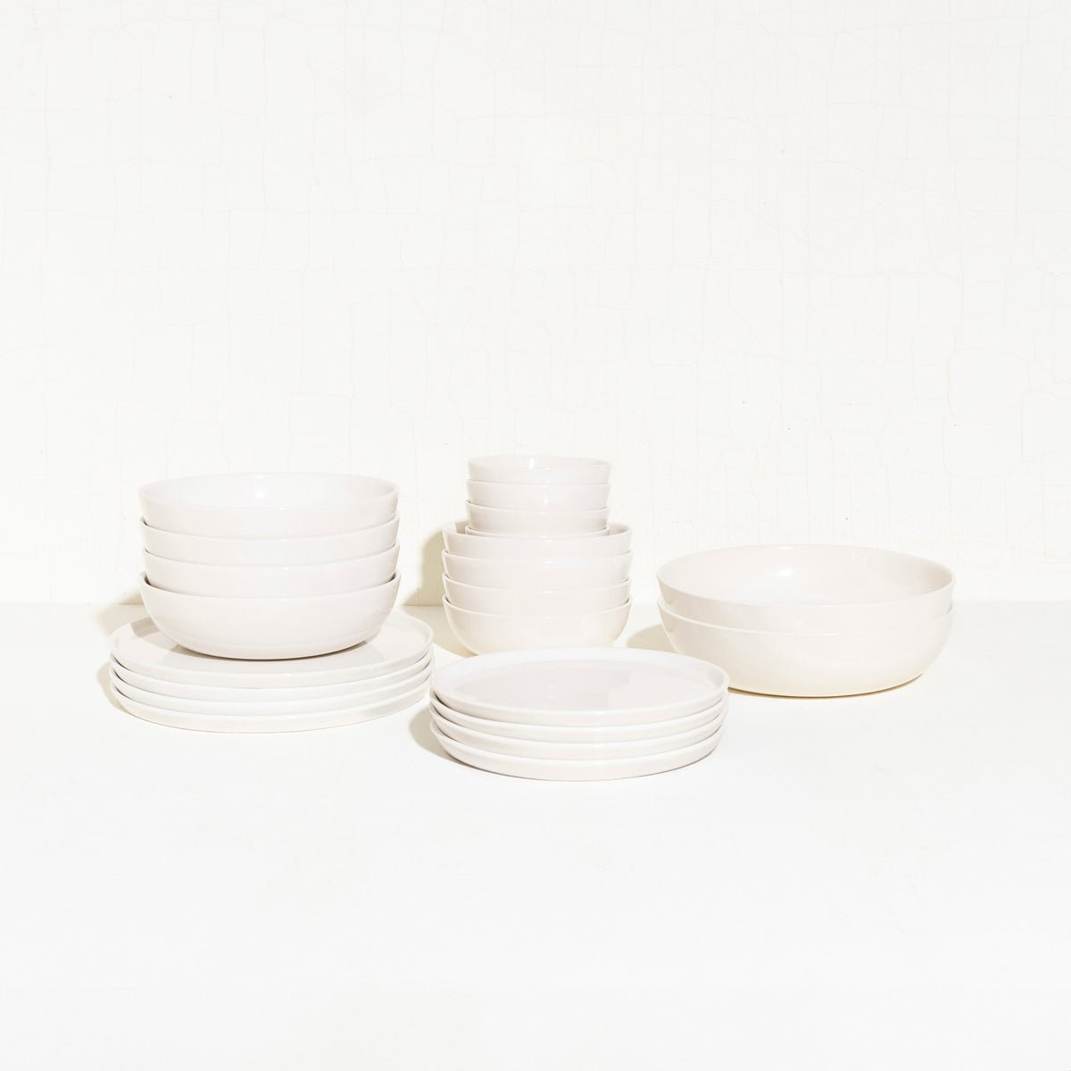 The Setting: 22 Piece Set in Milk
